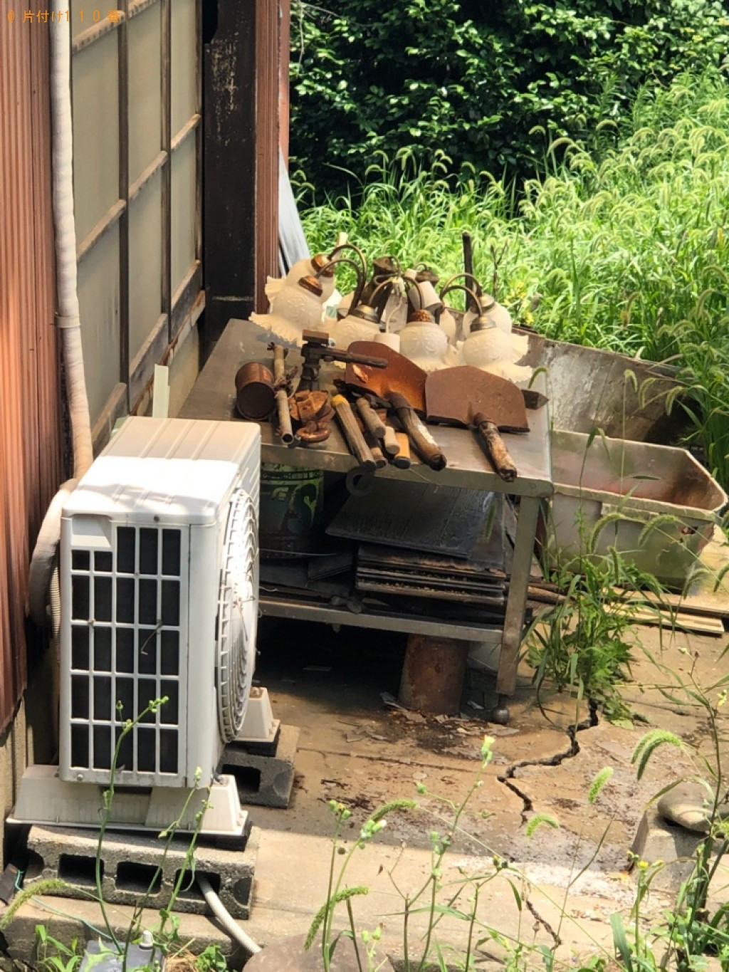 木材、照明器具、スコップ等の回収と草刈り作業ご依頼 お客様の声